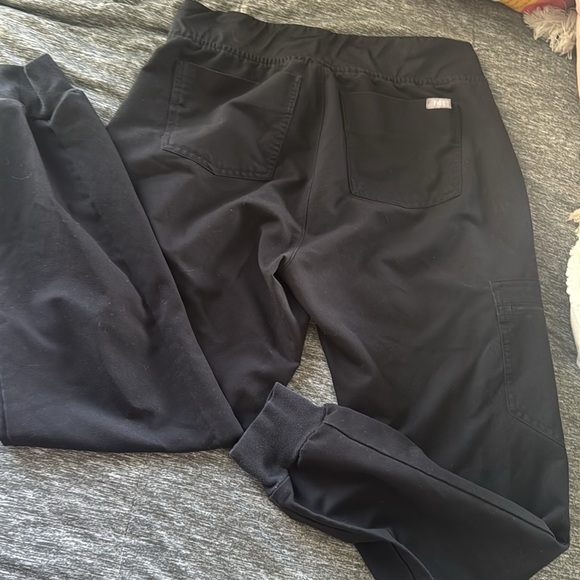 Figs - Picture 3 of 3